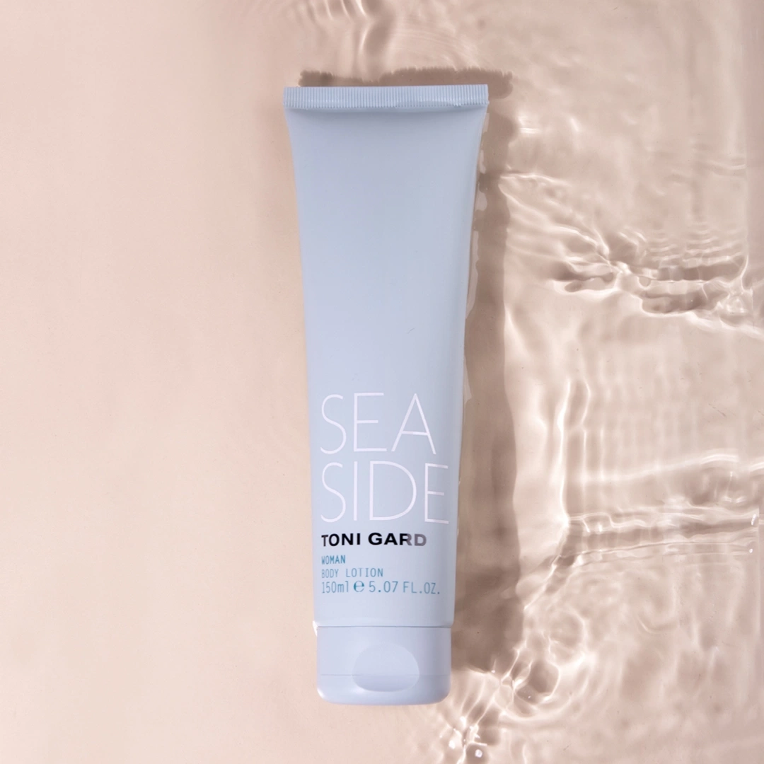 Seaside body lotion for women, light blue, 150ml, Toni Gard, product photography